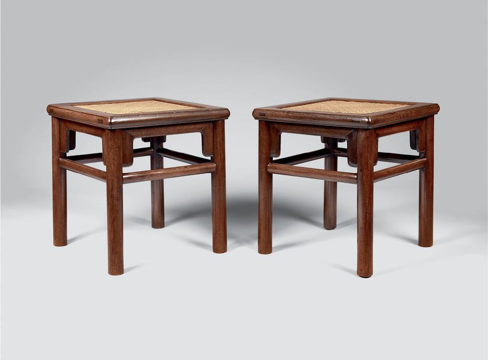 Pair of square stools (方櫈一對)