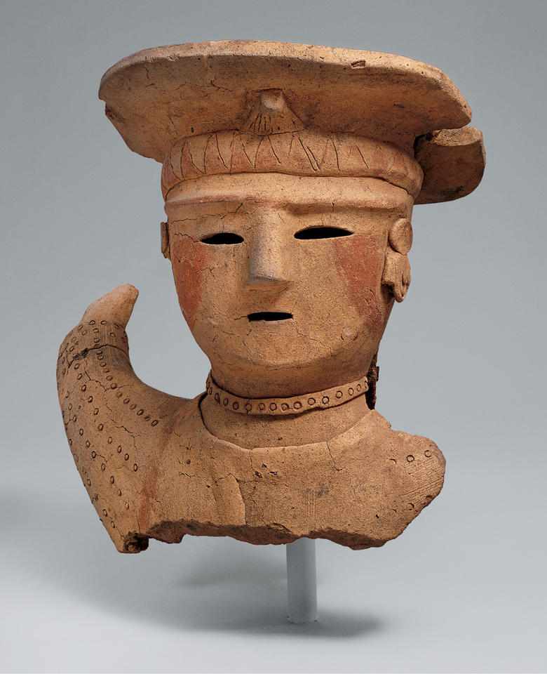 Haniwa of a Priestess (埴輪 巫女)