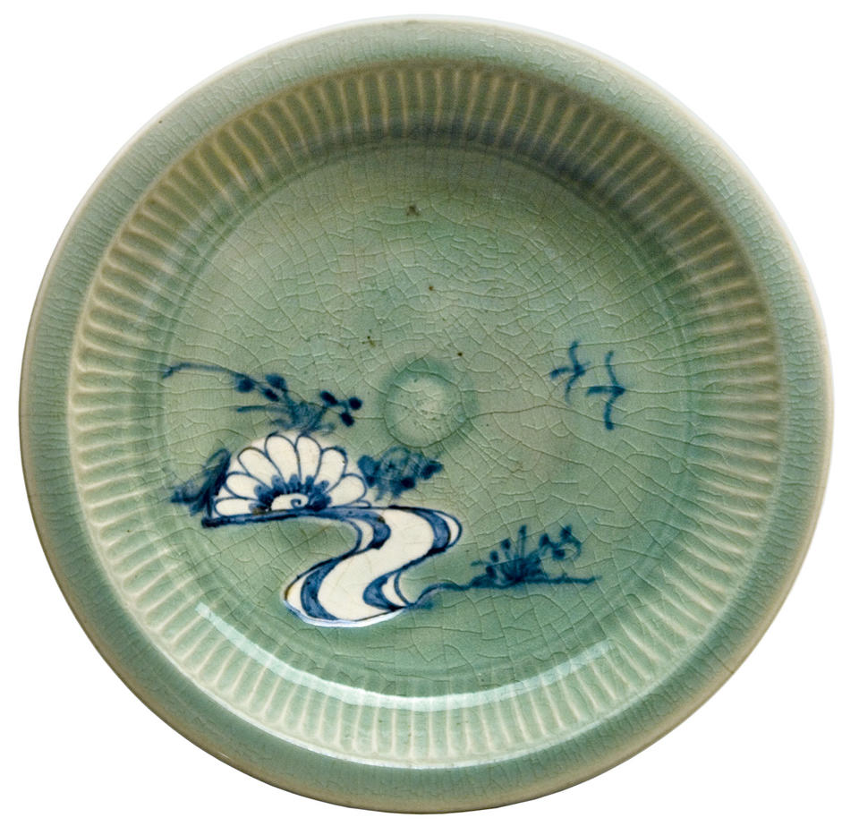 Dish with chrysanthemum in stream