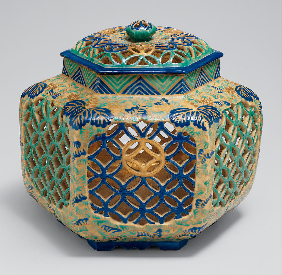 Lidded brazier with paulownia and geometric design