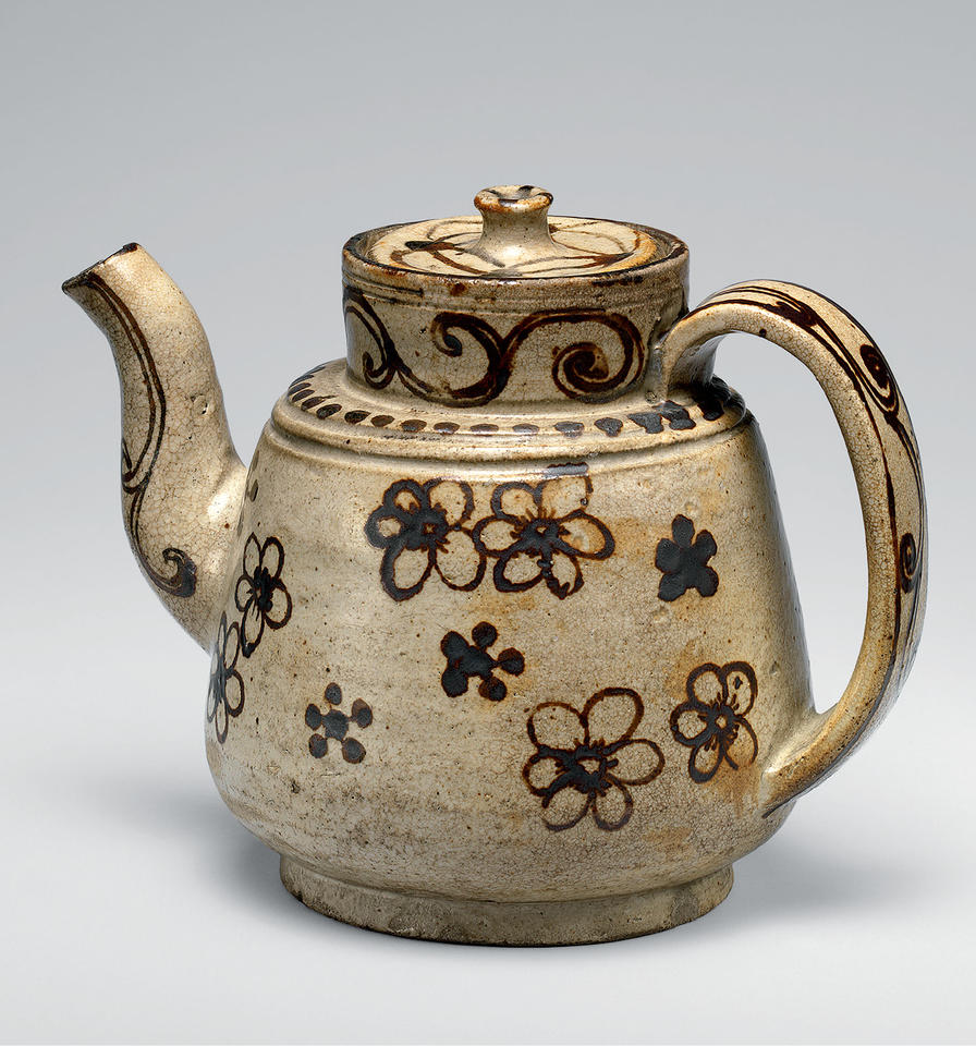 Ewer with willow and cherry blossoms