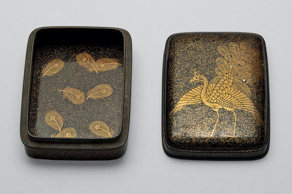 Incense box (kōgō, 香合) with peacock