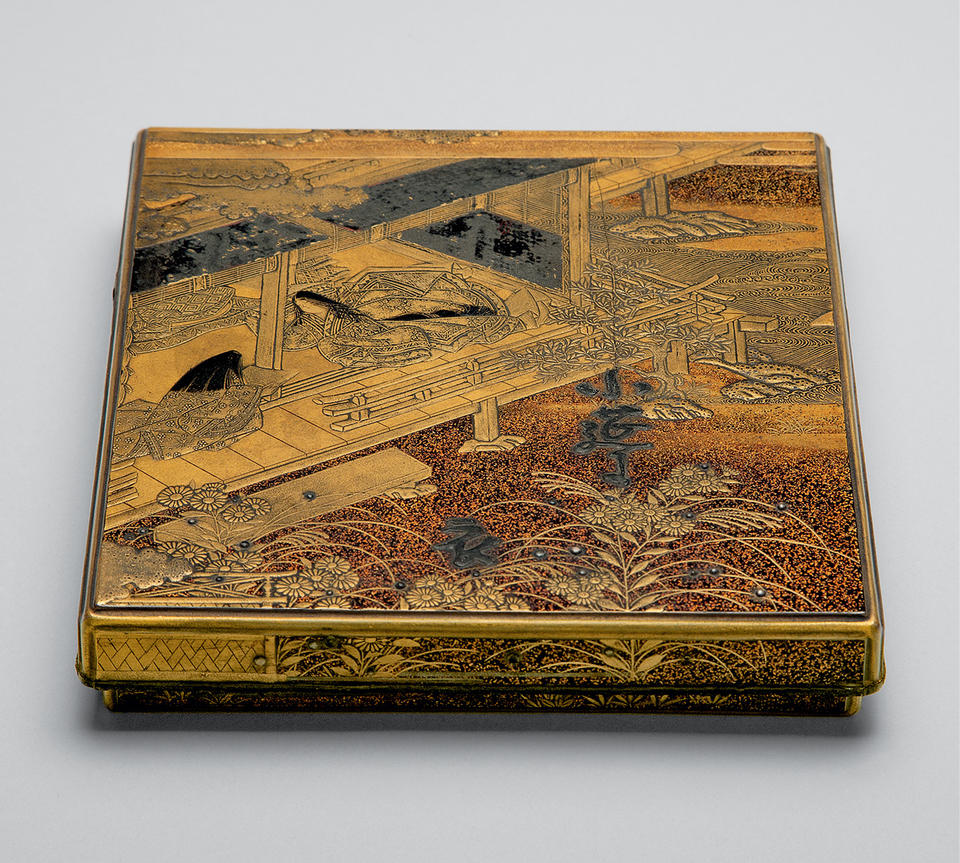 Writing box (suzuribako, 硯箱) with poem from Kokin wakashū (古今和歌集)