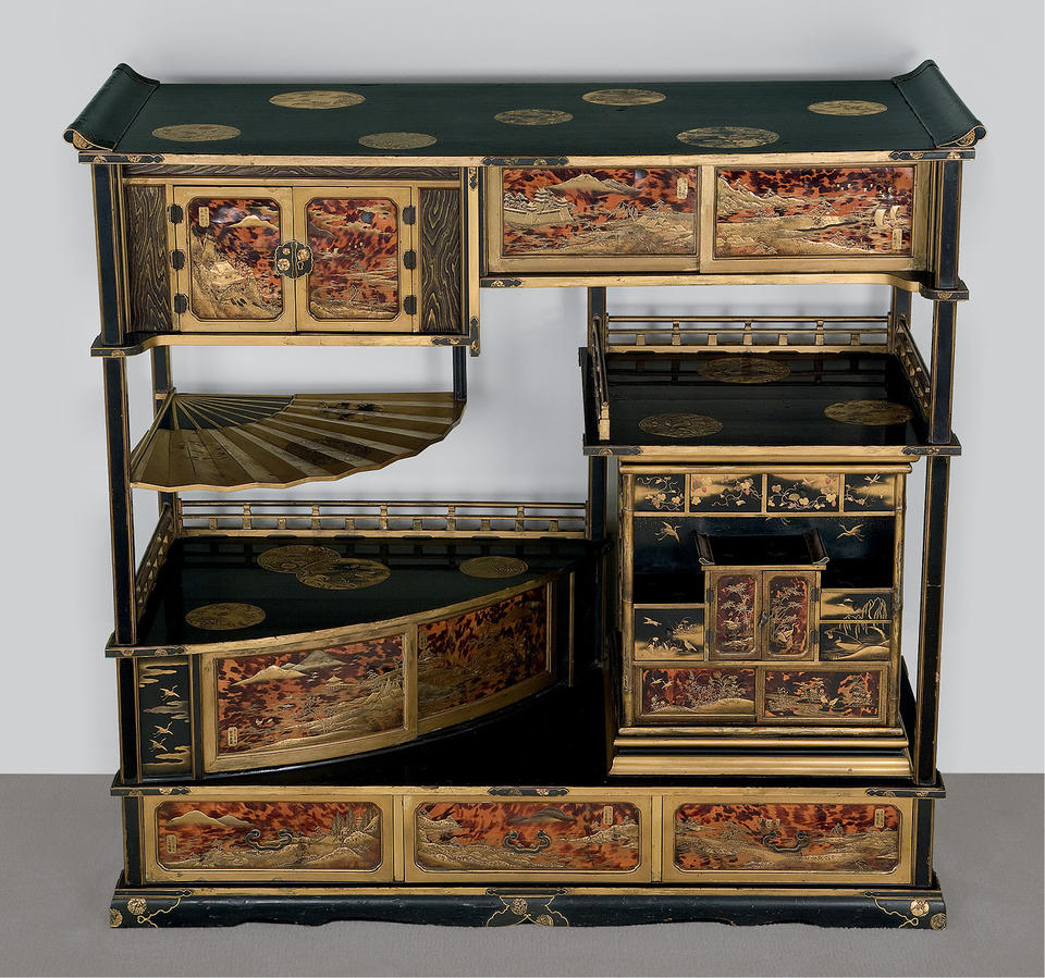 Shelf stand with scenes from Eight Views of Ōmi (Ōmi hakkei, 近江八景)