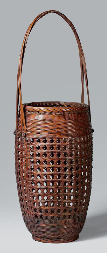 Basket with handle